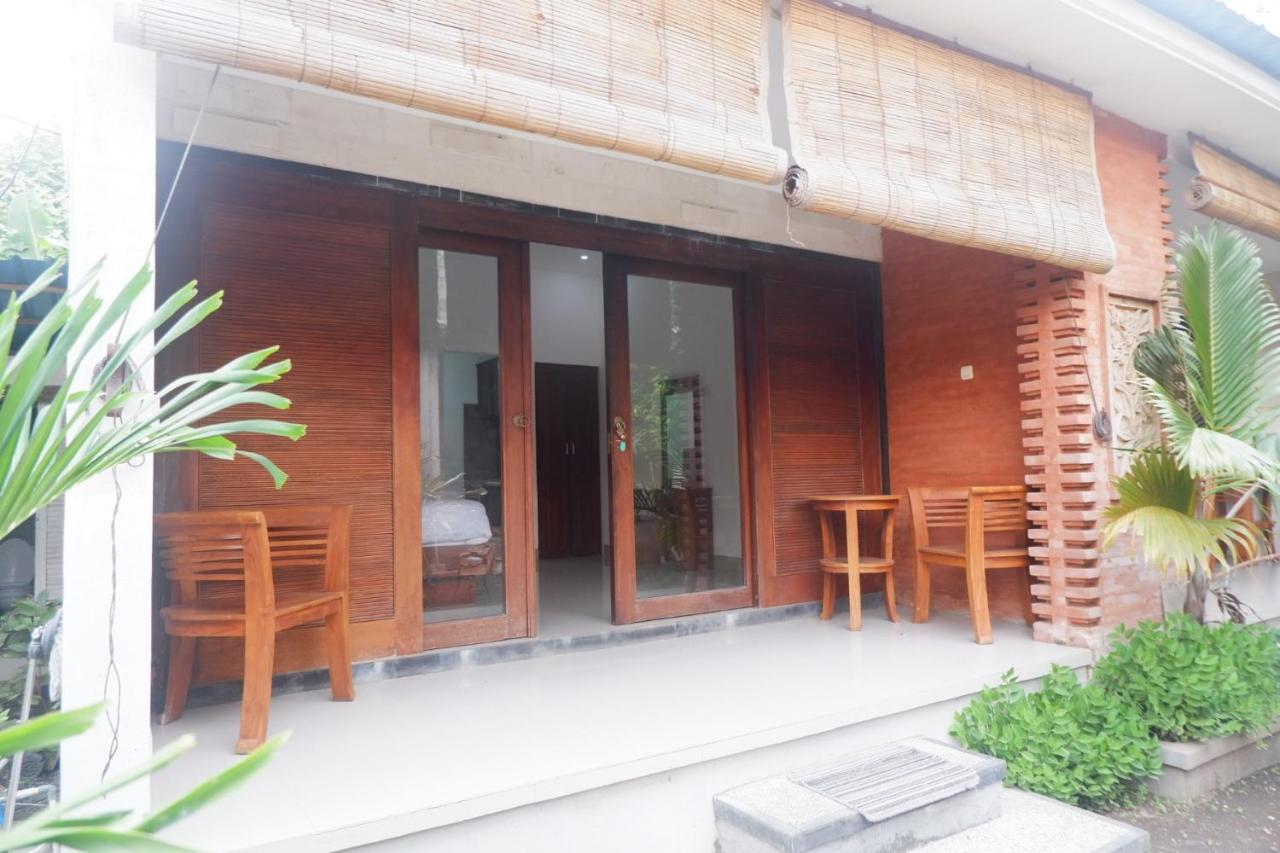 Satria House Amed Hotel Exterior foto